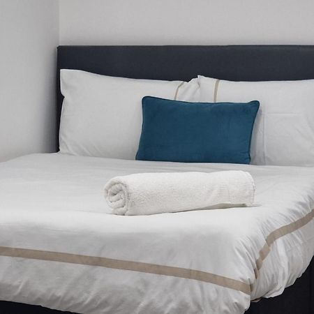 Brand New Collection Of Studios Close To Tube Station 런던 외부 사진